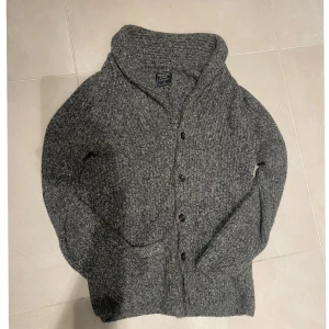 Abercrombie & fitch - Sjukt snygg kofta/cardigan. Pris går att diskutera 