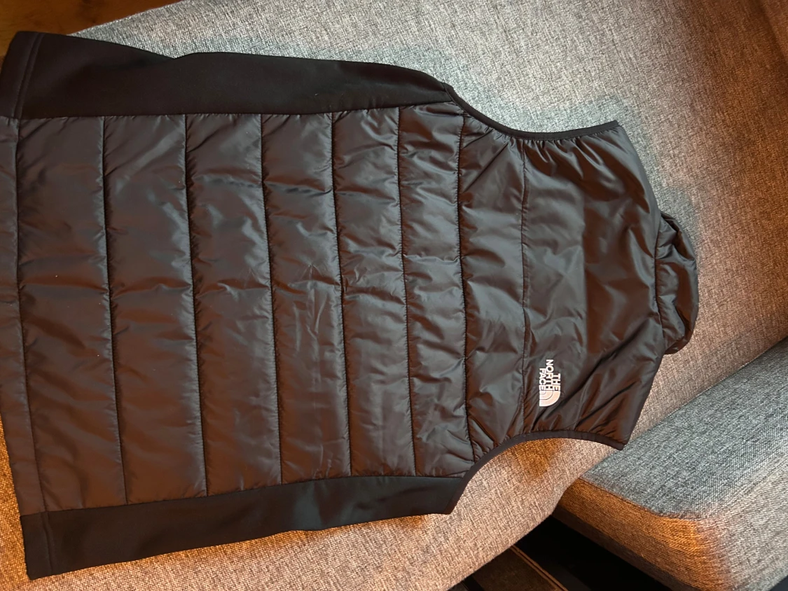 Svart dunväst från The North Face - 3