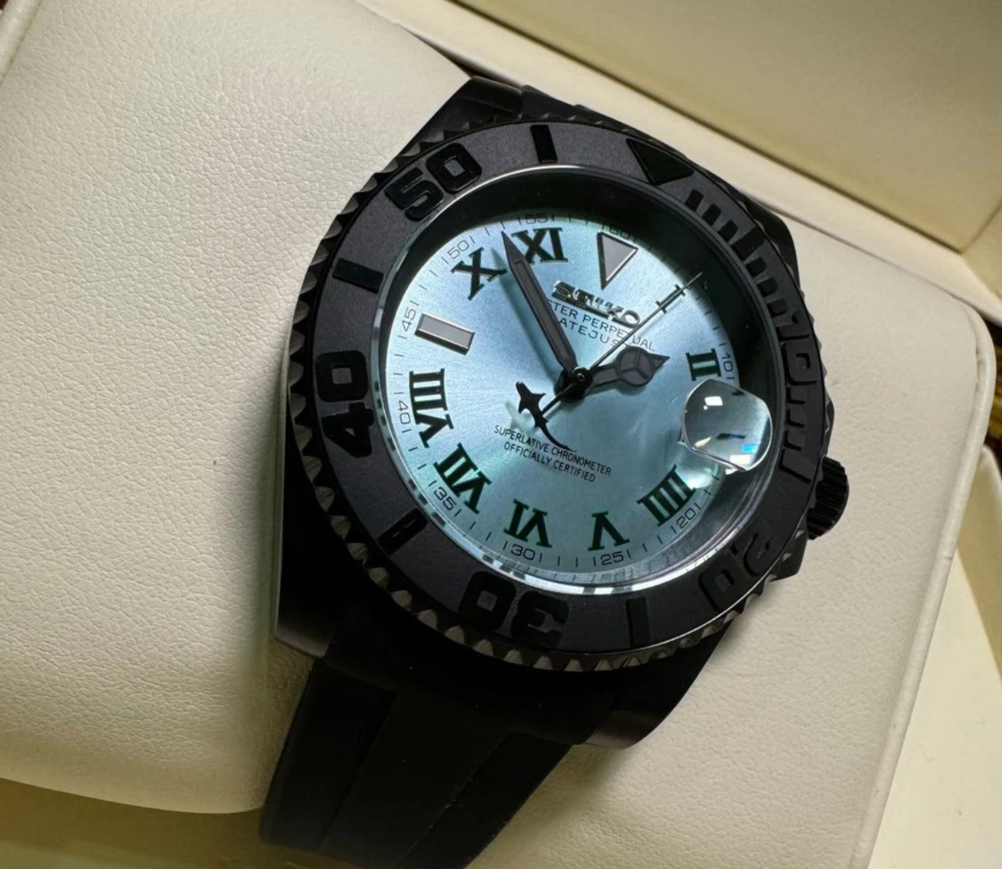 Seikmod Datejust yachtmaster rubberstrap black tiffany shark hand - 1