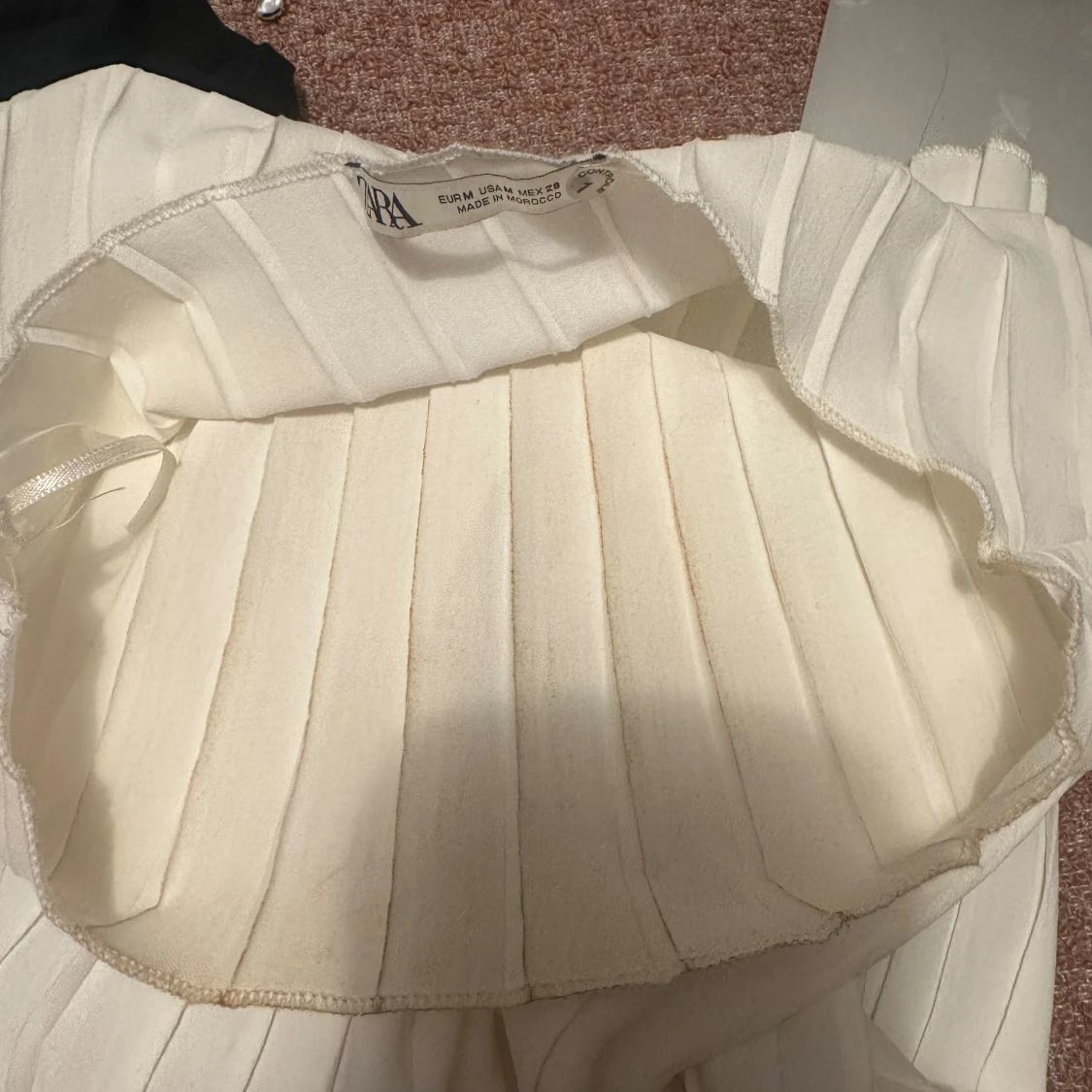 Vit ribbad ärmlös topp från Zara - 1