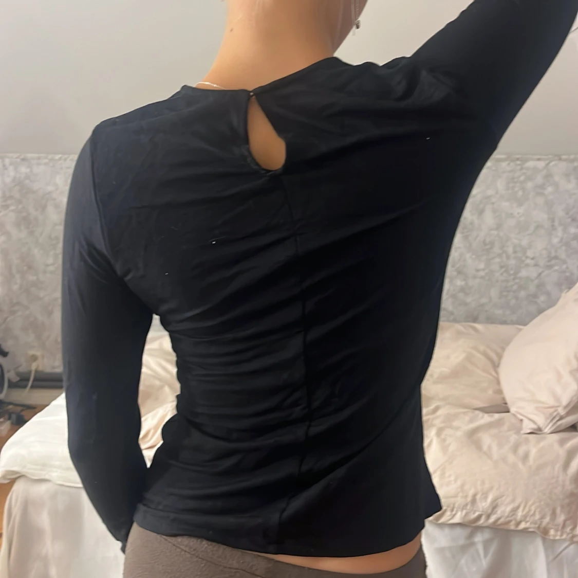 Svart långärmad topp från Stylein - 1