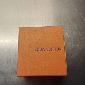 L bälte storlek 115 - L bälte storlek 115 box medföljer