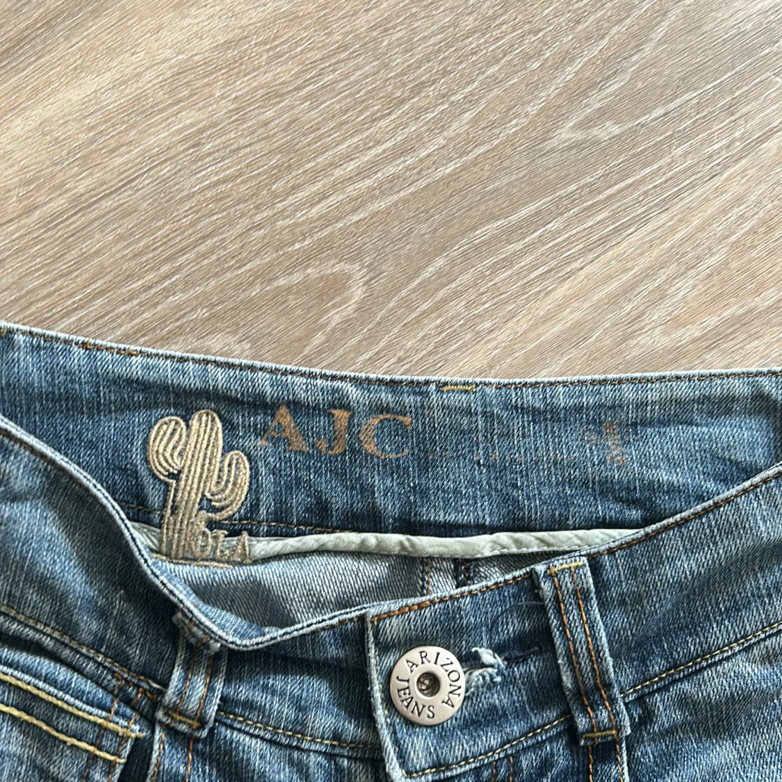 Blå bootcut jeans från AJC - 3