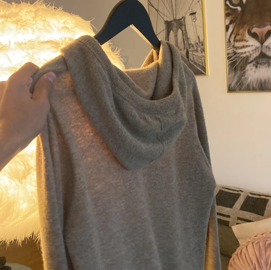 Beige hoodie i kashmir med snörning - 3