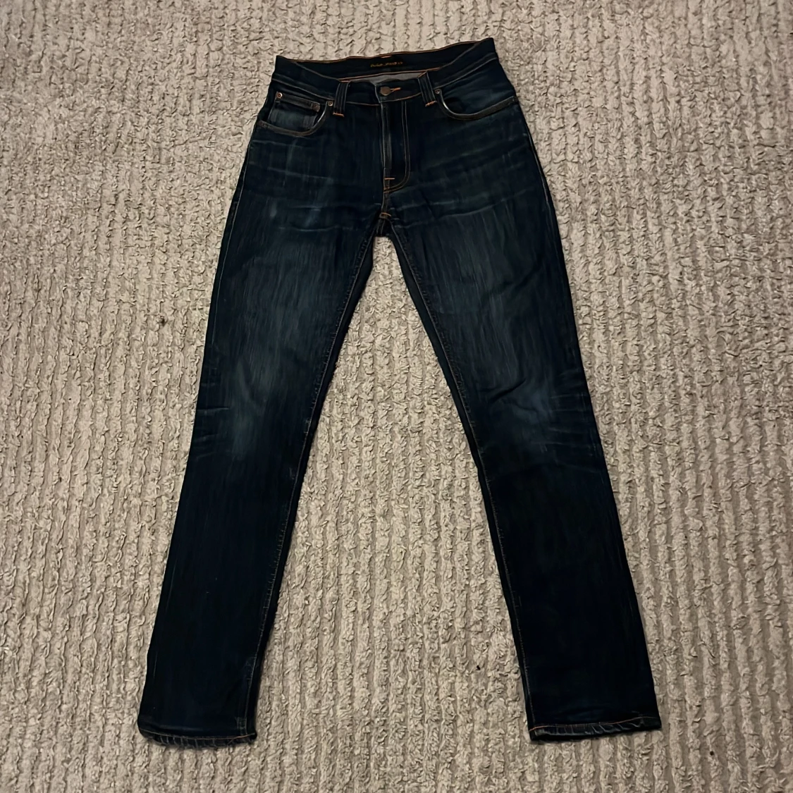 Mörkblå skinny jeans från Nudie