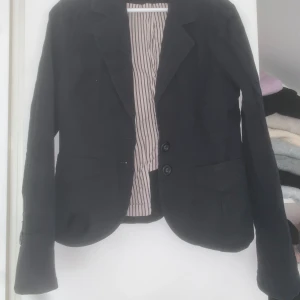 Kavaj - Kavaj liknande jacka från HM