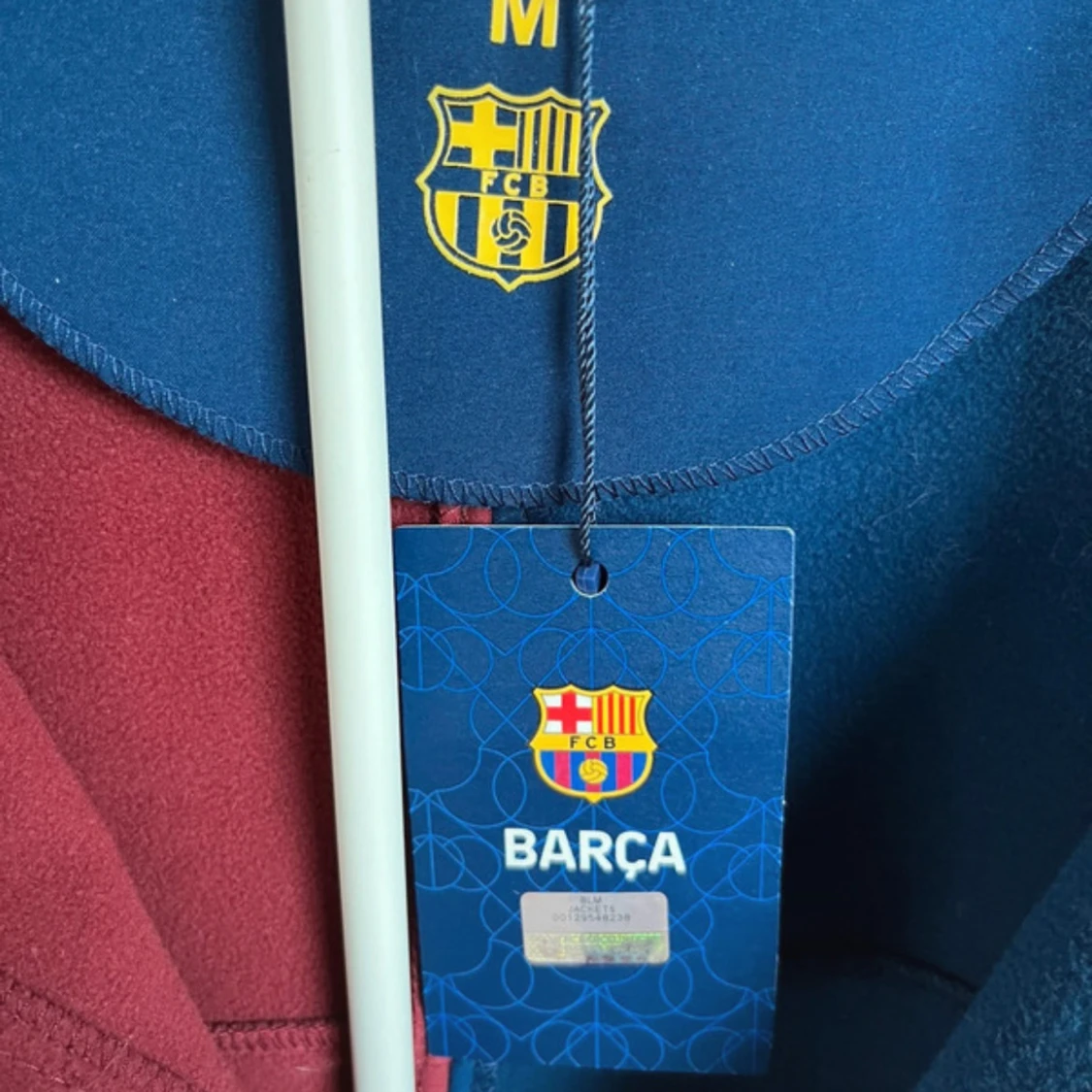 Barça vindjacka i vinrött och blått - 3