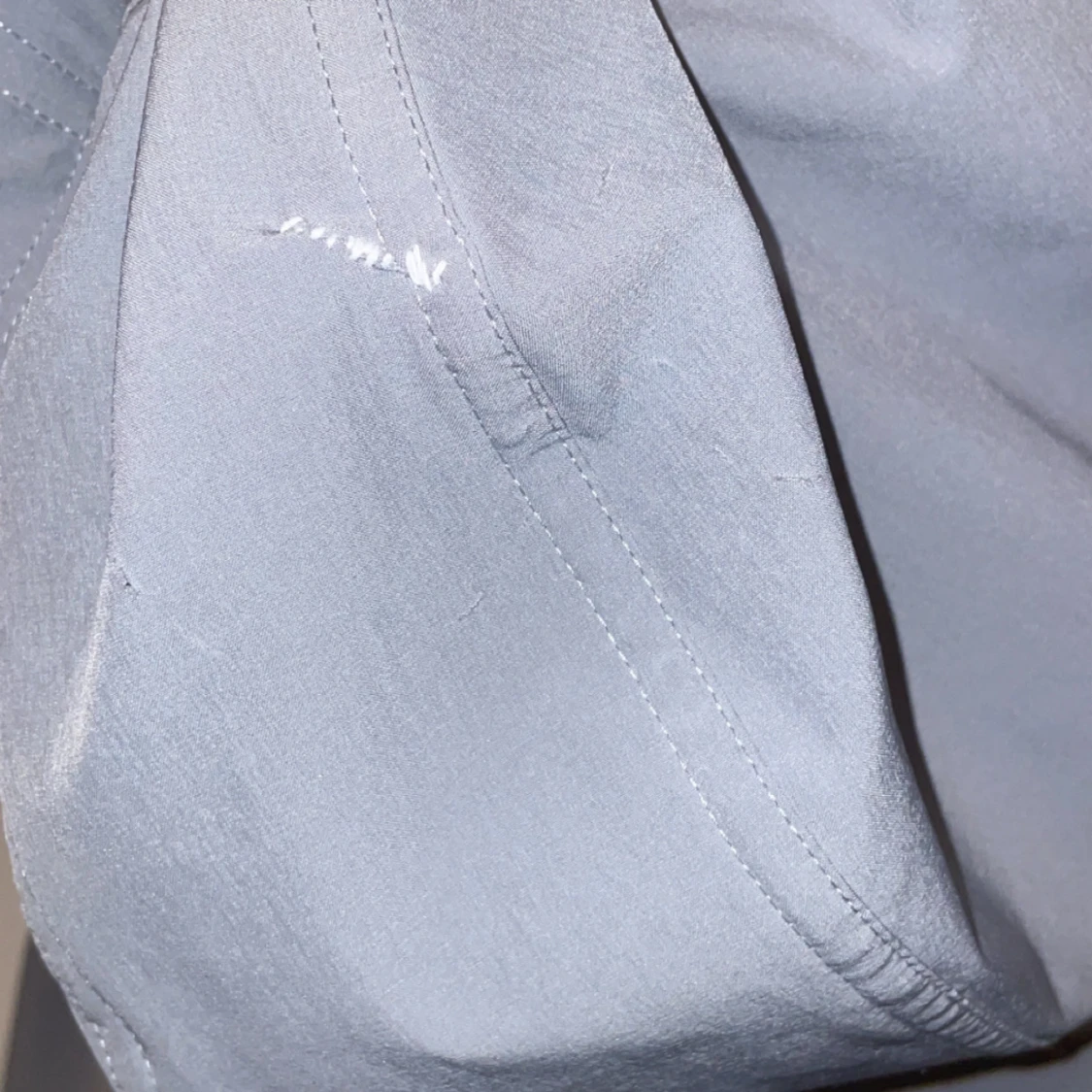 Grå vindjacka från Under Armour L - 3