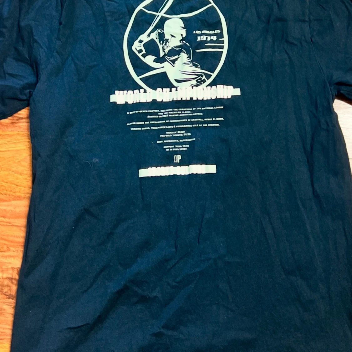 Mörkblå t-shirt från Denim Project