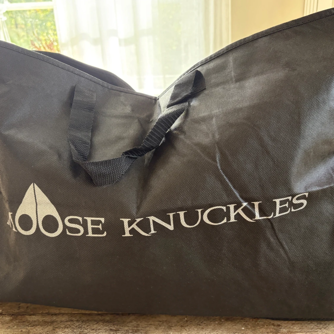 Mörkblå dunväst från Moose Knuckles - 4