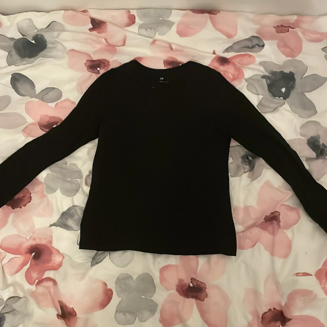 Svart långärmad tröja från H&M