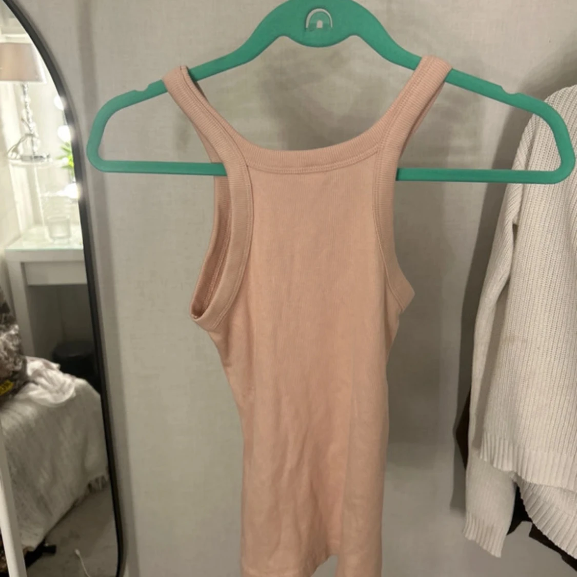 Beige ribbad linnetopp från H&M XS - 1