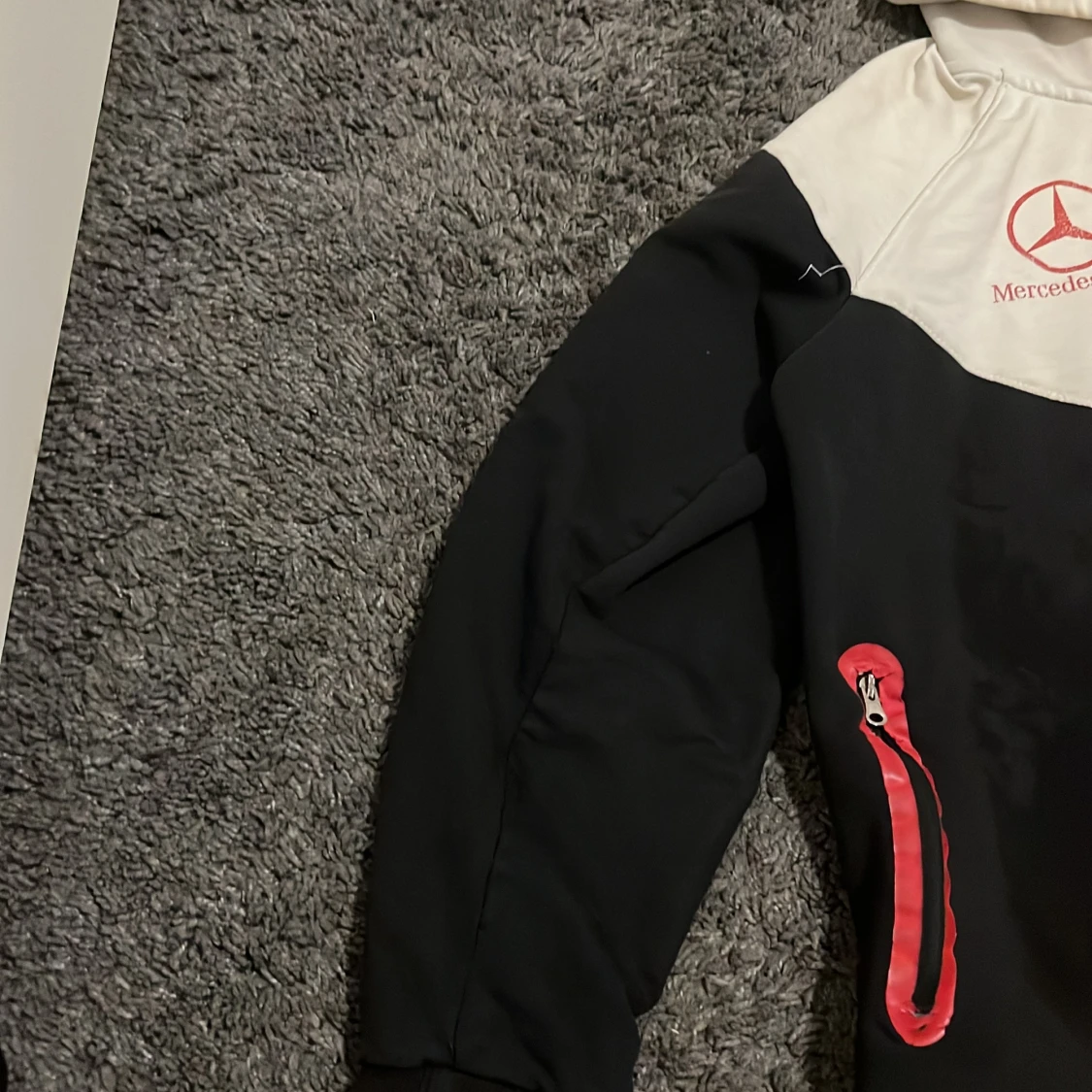 Svart och vit vindjacka Hugo Boss x Mercedes - 3