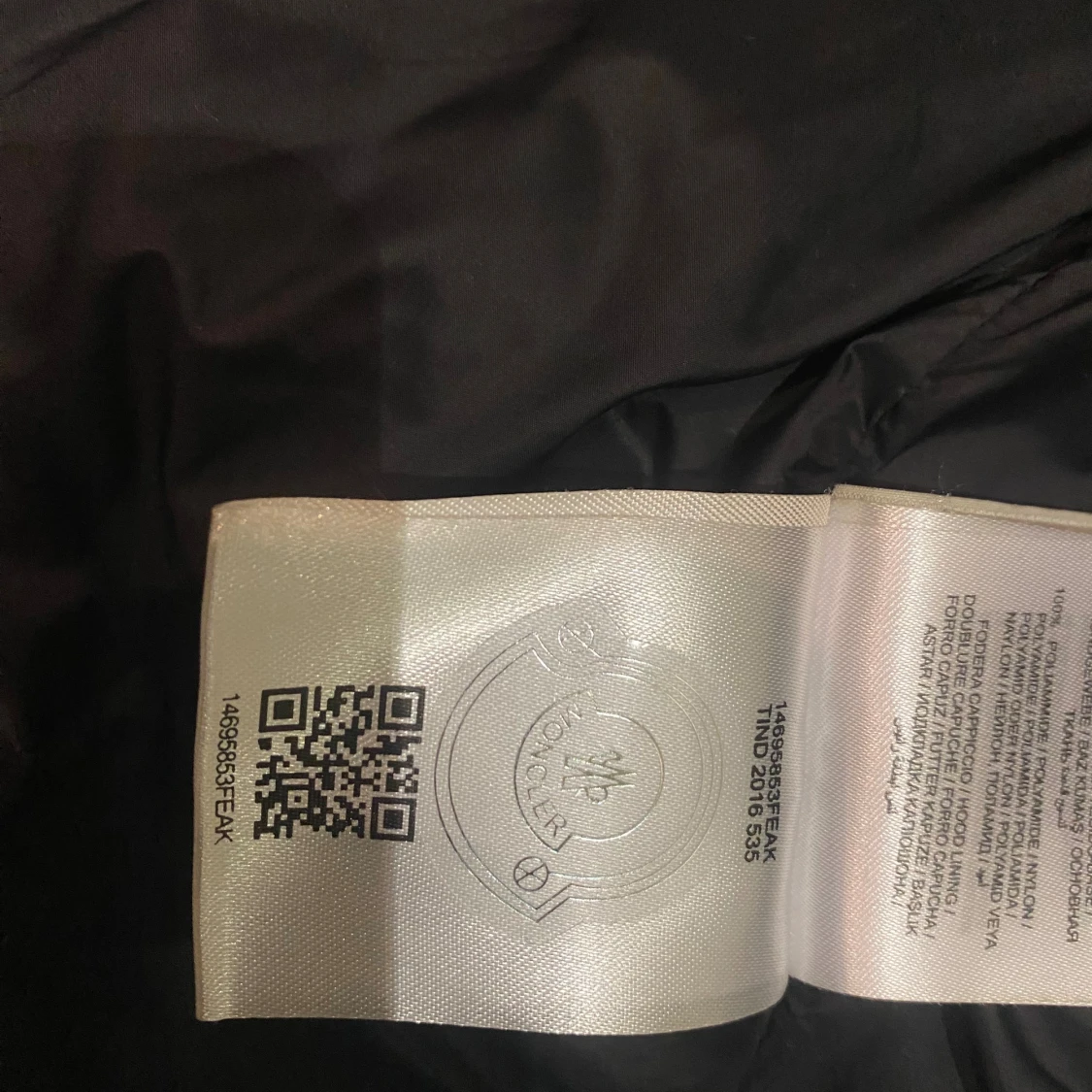 Svart Moncler pufferjacka med huva - 3