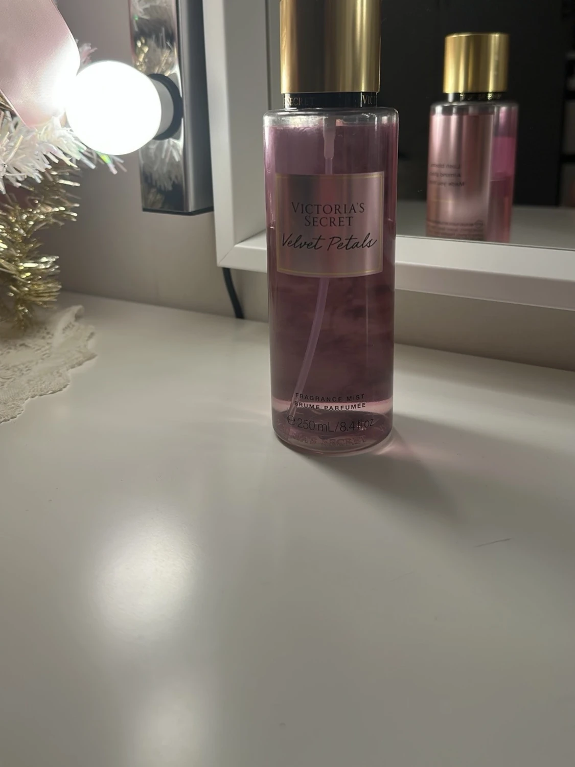 Victoria's Secret Velvet Petals mist