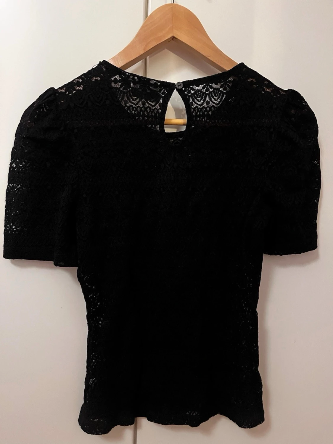 Svart spetsblus från Vila - 1