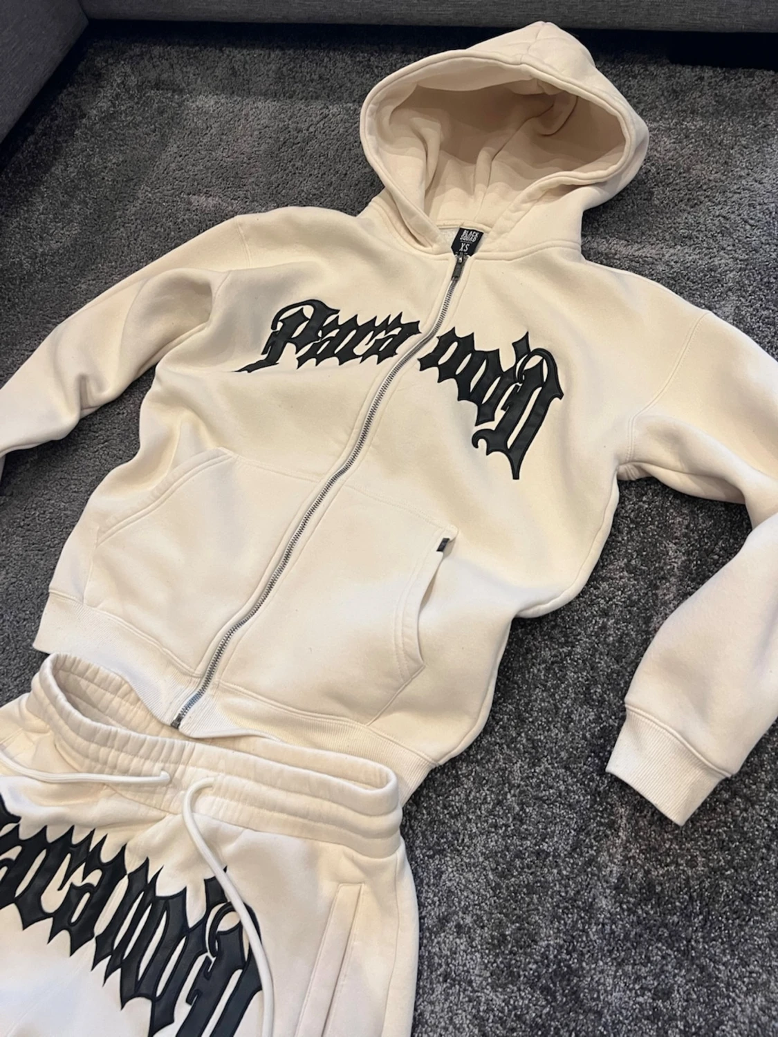 Crème vit tracksuit  - 5