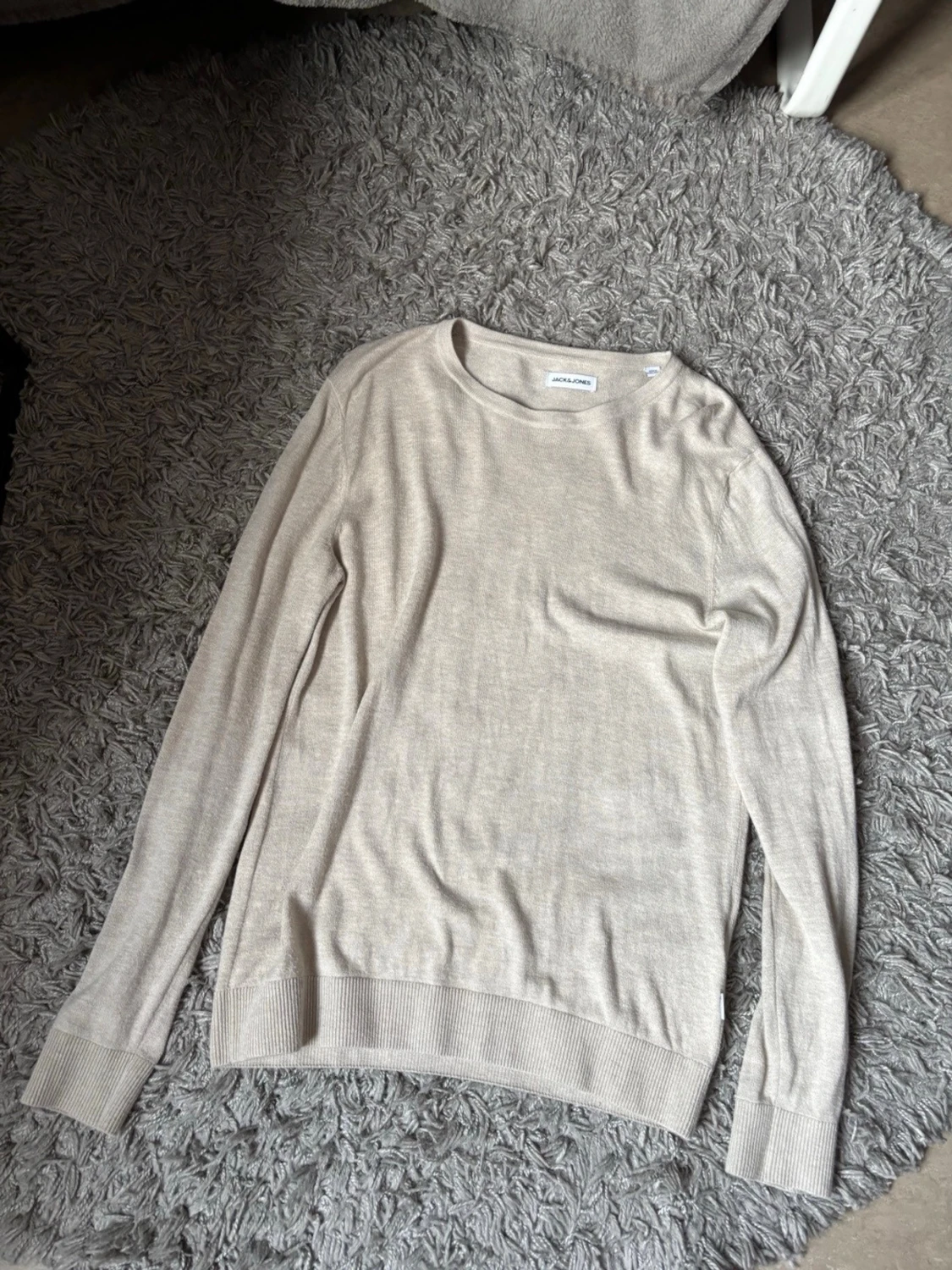Beige stickad tröja från Jack & Jones