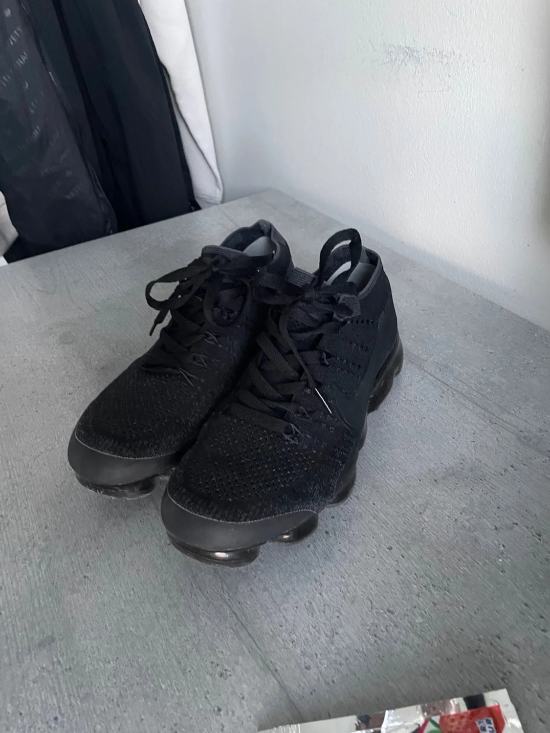 Nike Vapormax flyktig svarta sneakers strl 42 - 1