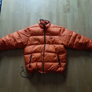 Adidas puffer man - UK stl 48/50 är som en svensk XL