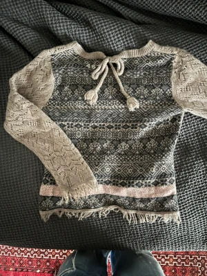 Söt Odd Molly tröja - Super söt Odd Molly tröja i Kashmir. Mycket bra skick. Storlek xs/s