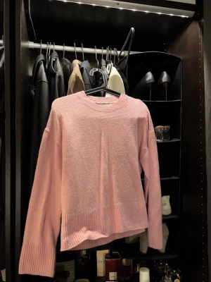 Stickad tröja  - Jätte fin stickad tröja från other stories💗