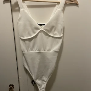 Vit Body  - Vit body. Aldrig använd