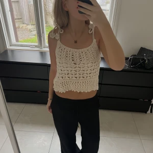 Linne  - Så snyggt linne från zara! Aldrig använd därav inga defekter eller skador❣️