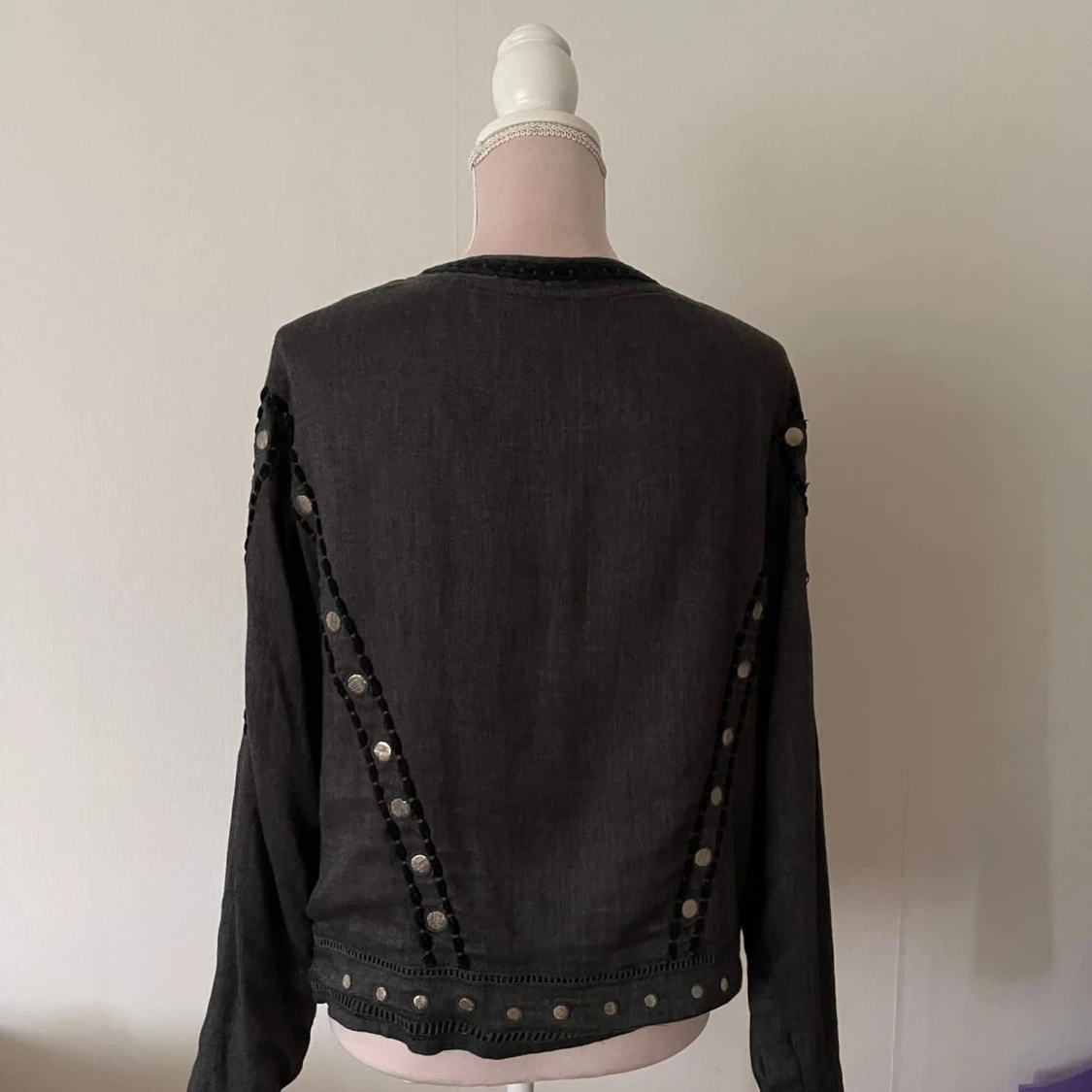 Mörkgrå kofta  - 90