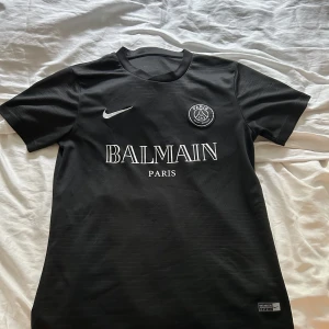 PSG x Balmain - PSG tröja i S  Cond 9/10