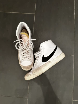 Nike blazer - Coola Nike skor som är tillräckligt varma till vintern