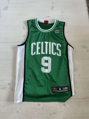 Boston Celtic linne NBA - Mycket bra skick