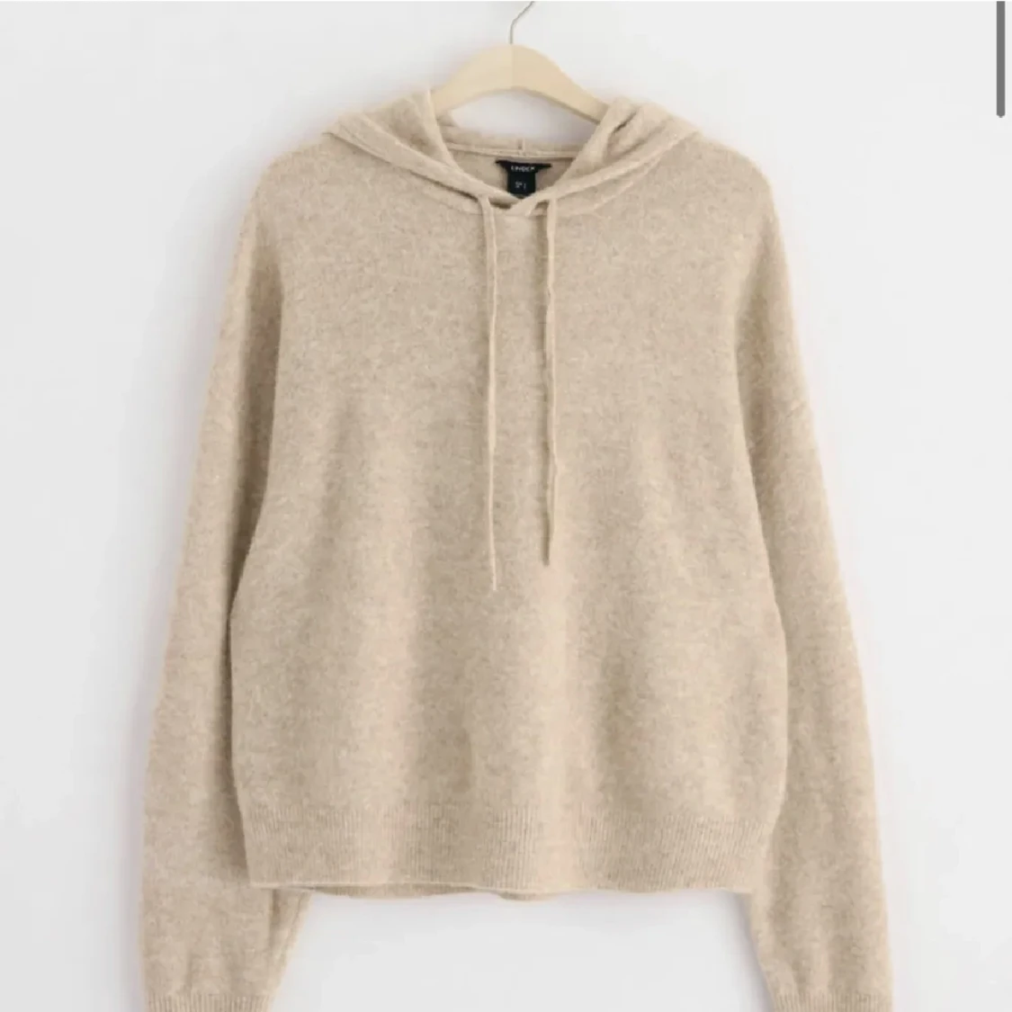 Stickad Lindex hoodie