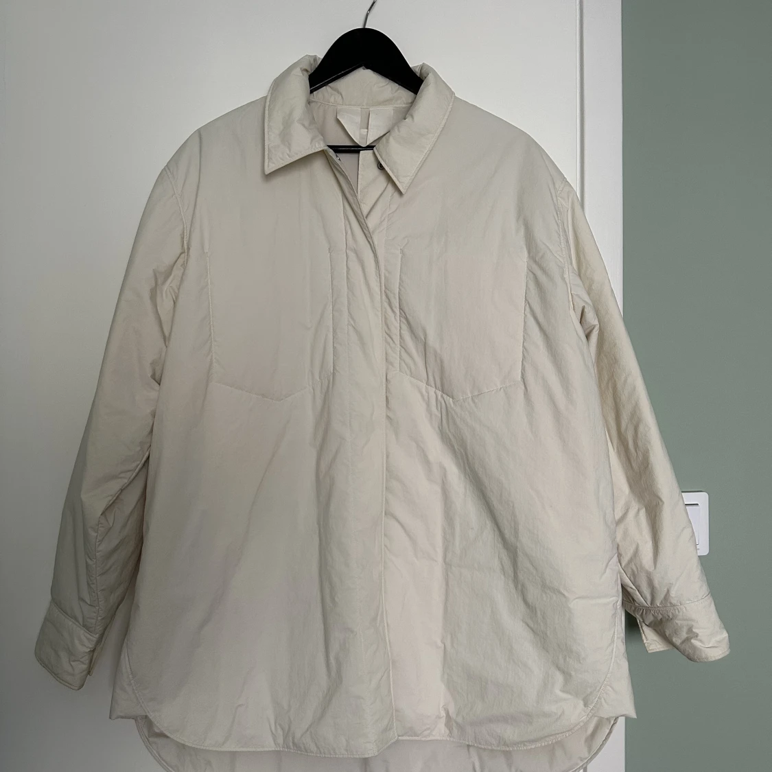 ARKET off-white jacka - 90