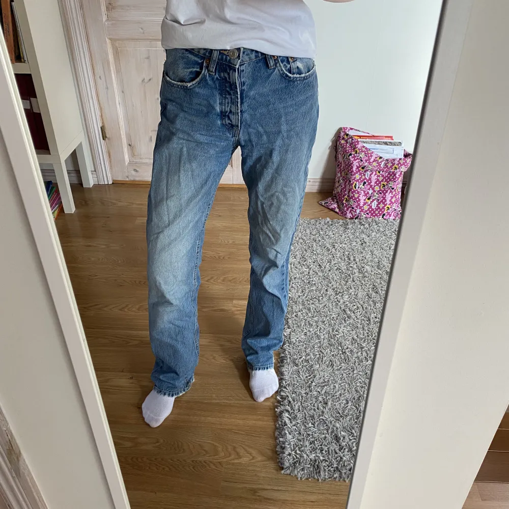 Midwaist zara jeans 💕 stryker innan jag skickar!. Jeans & Byxor.