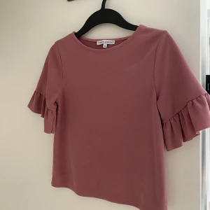 Gammalrosa topp - Jättejättesöt mörkrosa topp. Använd enstaka gånger.