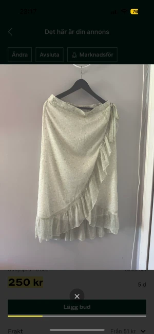 Ljusgrön kjol - Oanvänt
