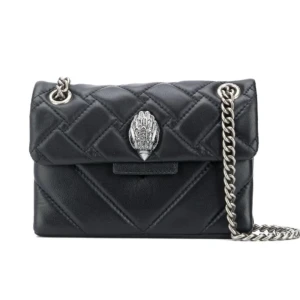 Kurt Geiger Väska  - säljer min Kurt Geiger väska då den inte längre används. dm för fler bilder ❤️ pris kan diskuteras.. TRYCK INTE KÖP NU!!