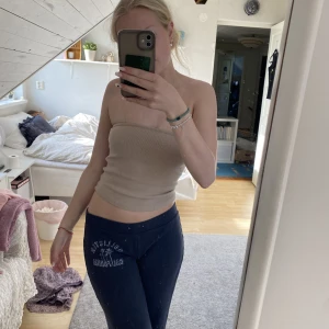 hollister mjukis S - skriv t mig om du har frågor elr fler bilder🩵