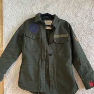 Zadig Voltaire  - Från zadig Voltaire, endast använd två gånger! Skulle säga att det både passar xs-s 