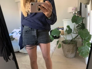 Shorts - Säljer mina fina shorts från zara, säljer för att de inte kommer till användning längre. De är i ett väldigt bra skick 💕! Perfekta nu till sommaren🙌