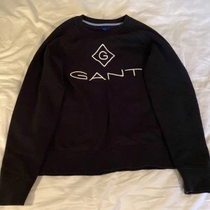 GANT Sweatshirt - 8,5/10 inga större defekter Pris kan diskuteras