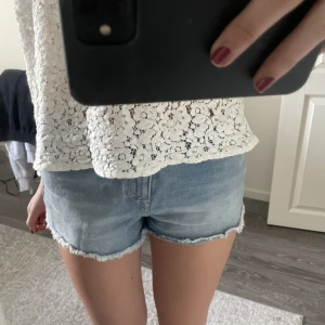 Jeansshorts  - Snygga jeansshorts i olika färger, 100kr styck, köparen står för frakt 💕