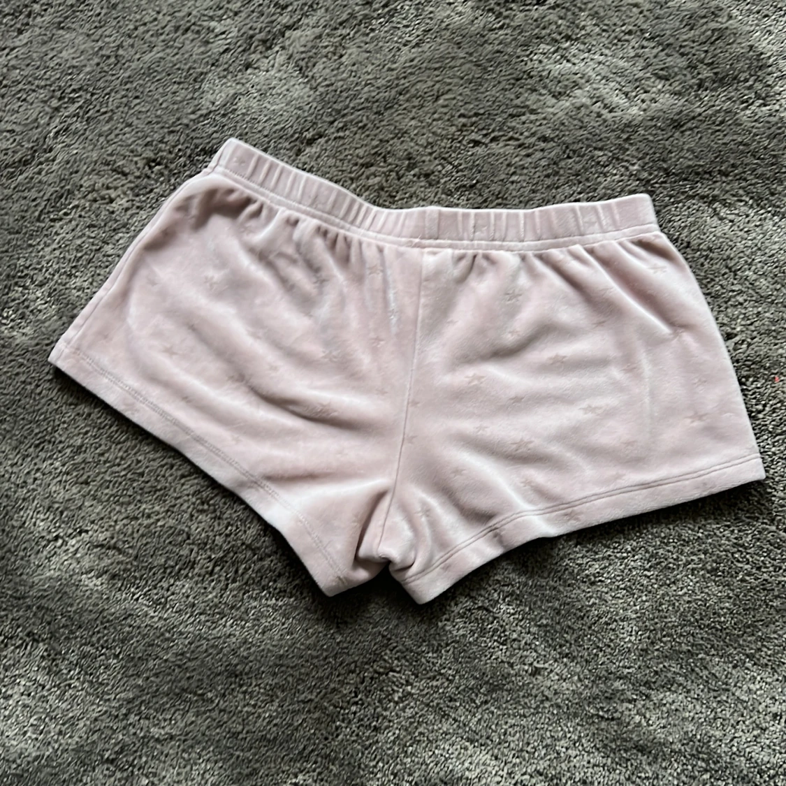 En super gullig mysig pyjamas att gosa i!  - 91