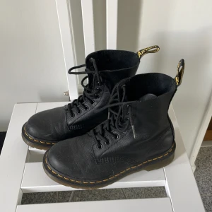 Dr martens kängor - Aldrig använda