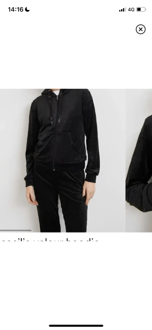 Svart Mjukissett  - Säljer ett svart mjukis sätt från Gina tricot i str S, köpt för 500 och säljer för 189 (KAN ha tecken på defekt)skriv priv för flera bilder💘