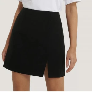 Svart kjol - Svart kjol