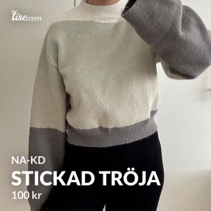 Finstickad tröja  - Flerfärgad finstickad tröja från NA-KD. Grå-beigea nyanser. Använd ett fåtal gånger