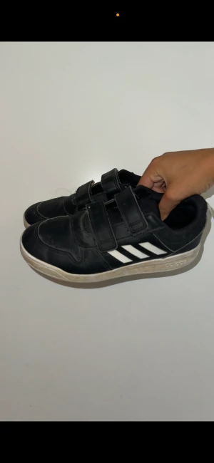 Adidasskor - Fint skick 