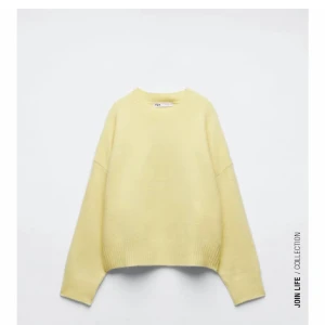 Stickad tröja - Fin tröja!